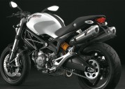 Ducati Monster 696